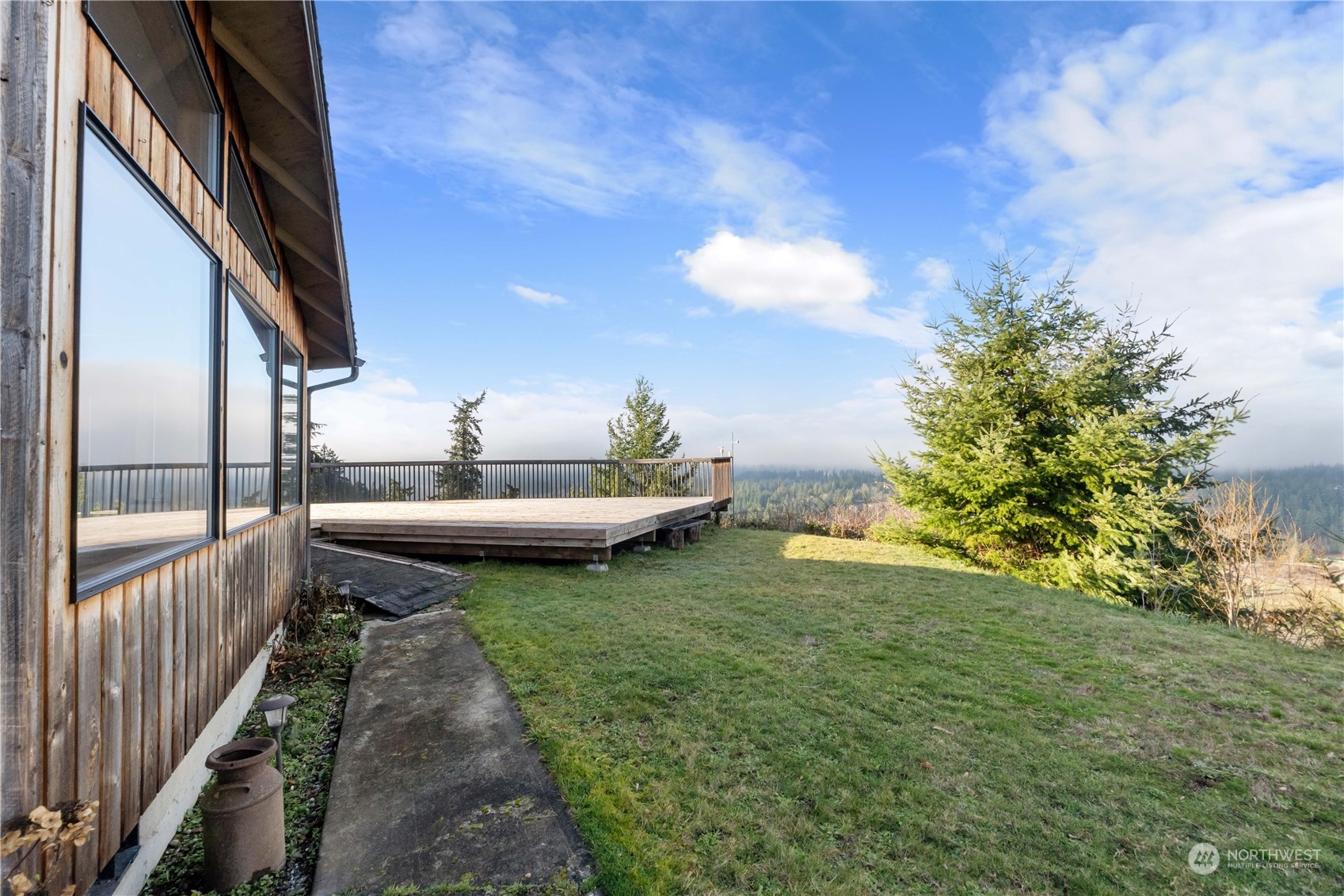 176 Dow Ridge Drive N