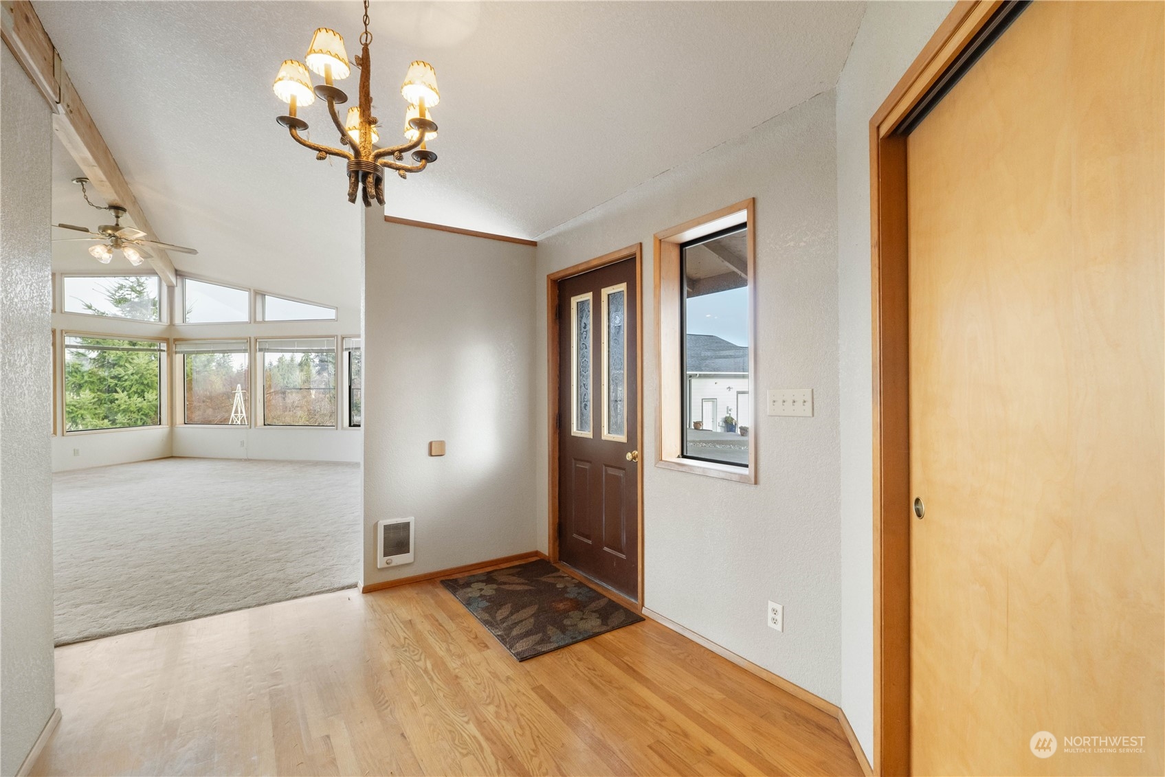 176 Dow Ridge Drive N