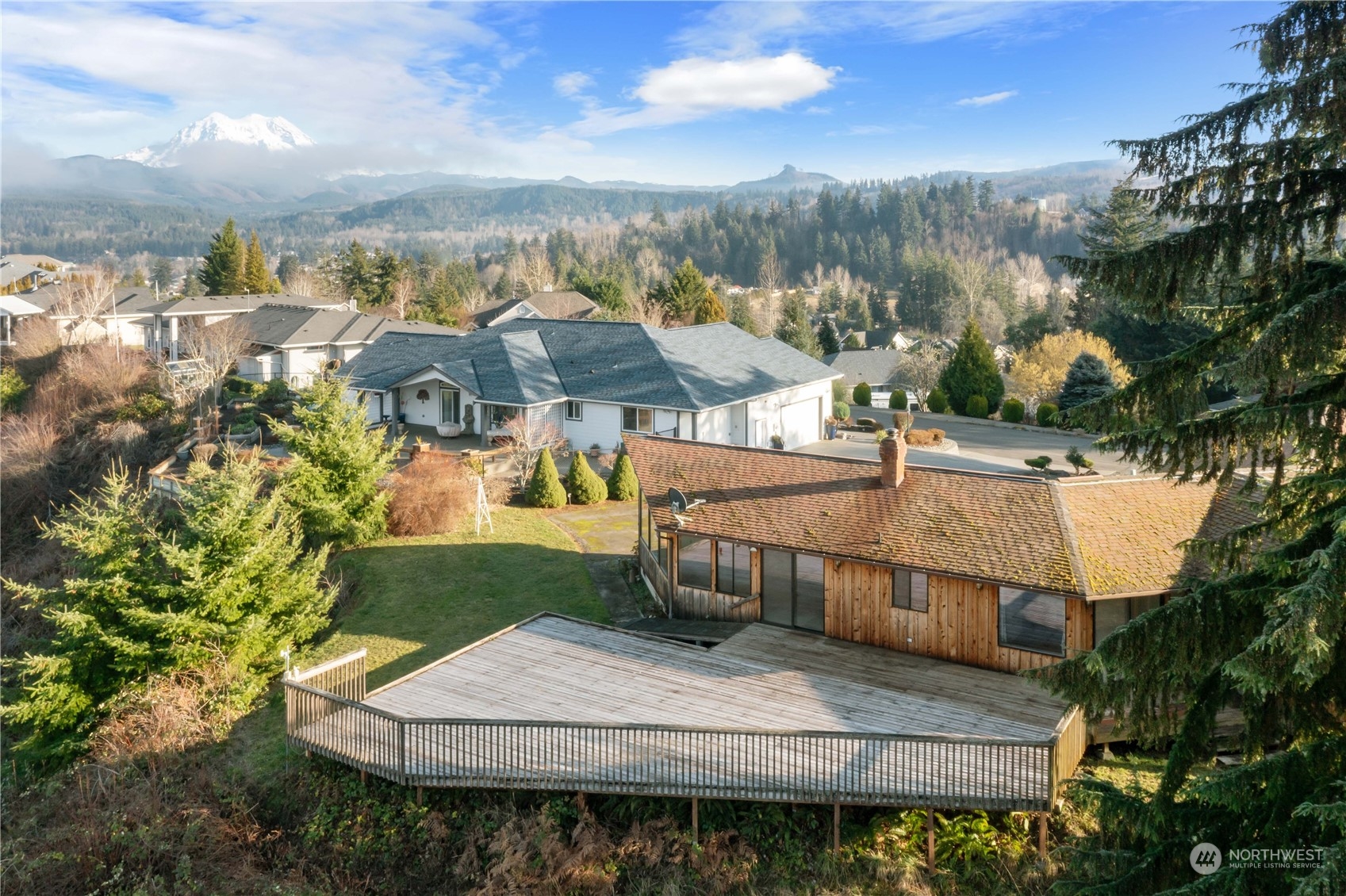 176 Dow Ridge Drive N