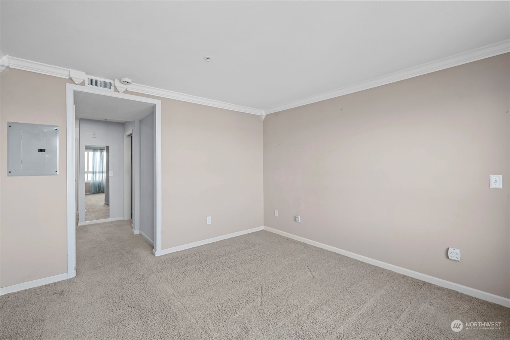 3016 N CARR Street Unit: B401