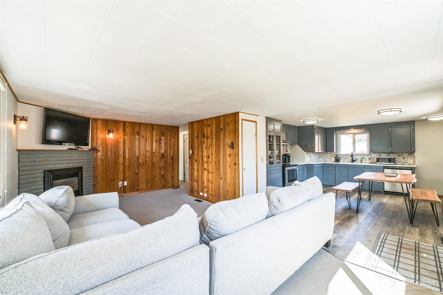 420 3rd Street