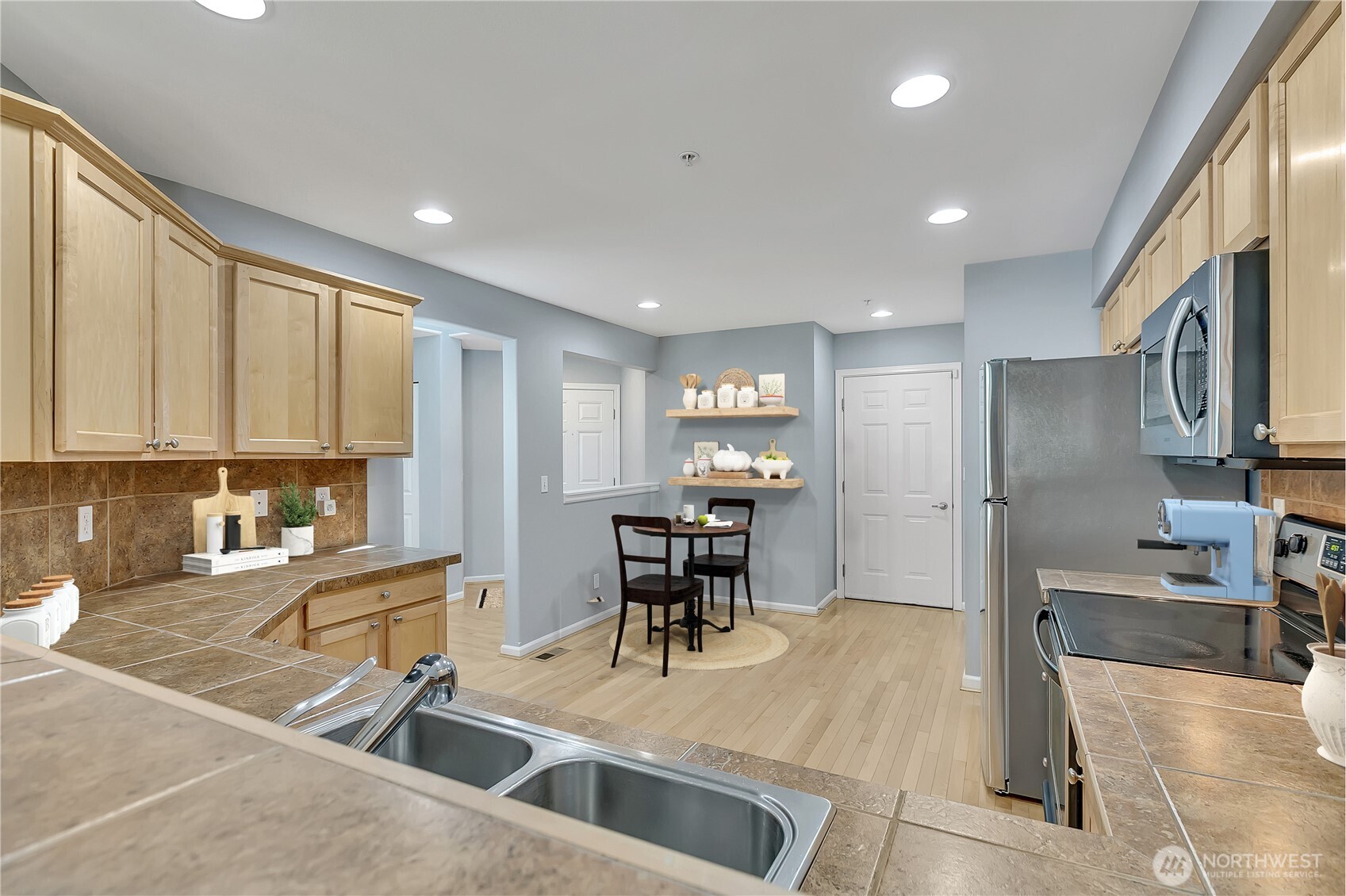 5909 Panorama Drive SE Unit: 6-103