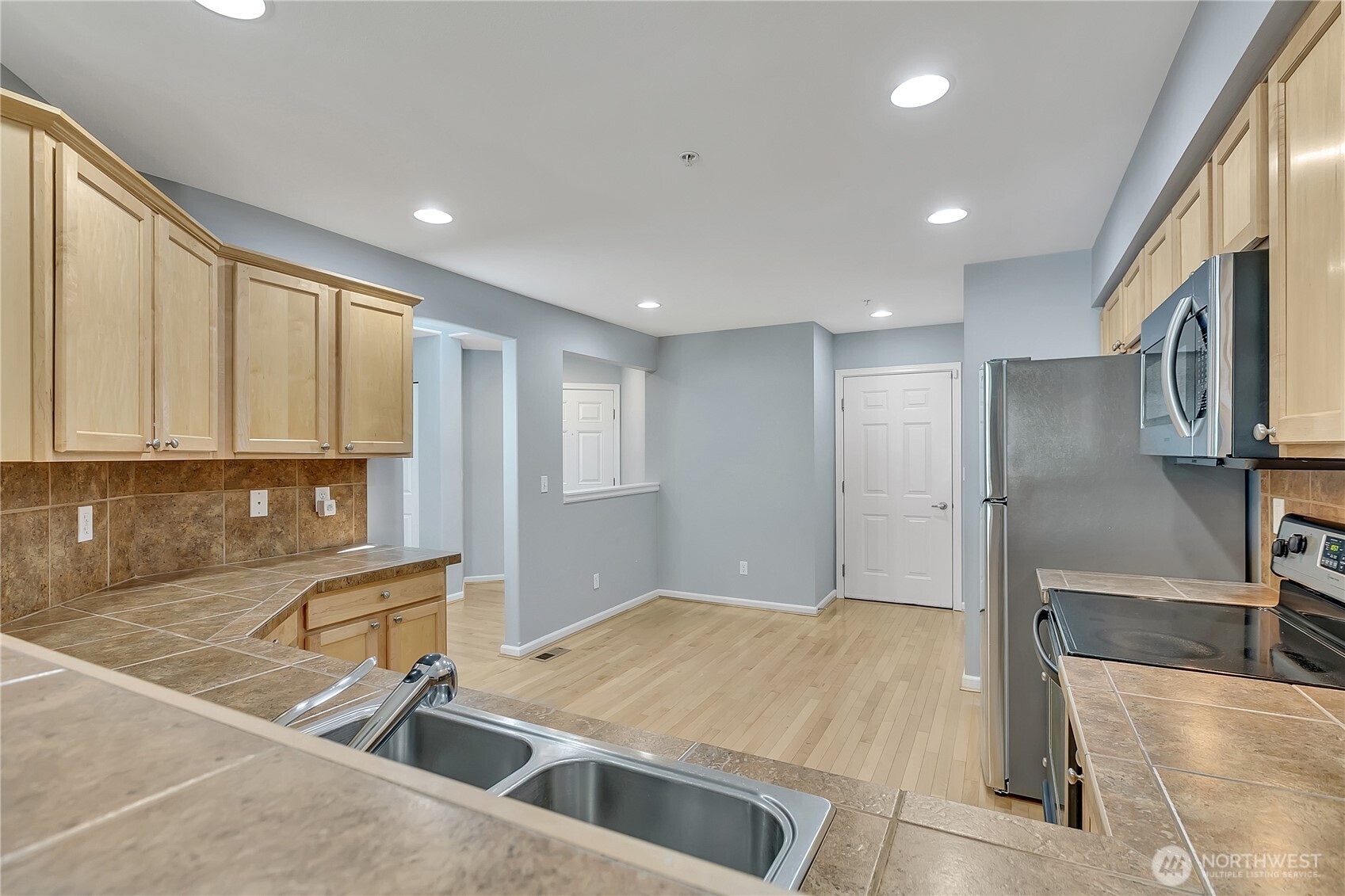5909 Panorama Drive SE Unit: 6-103