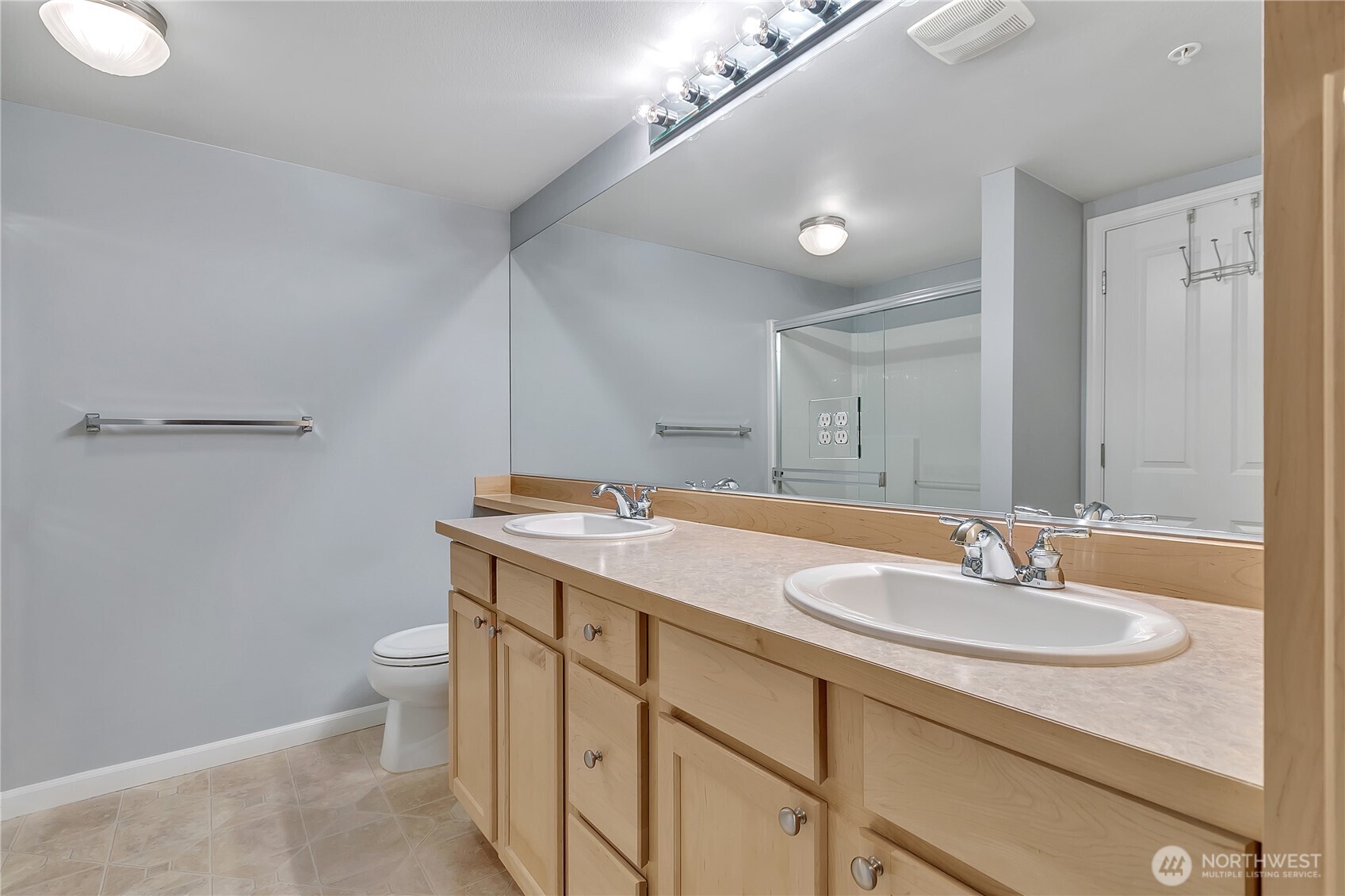 5909 Panorama Drive SE Unit: 6-103