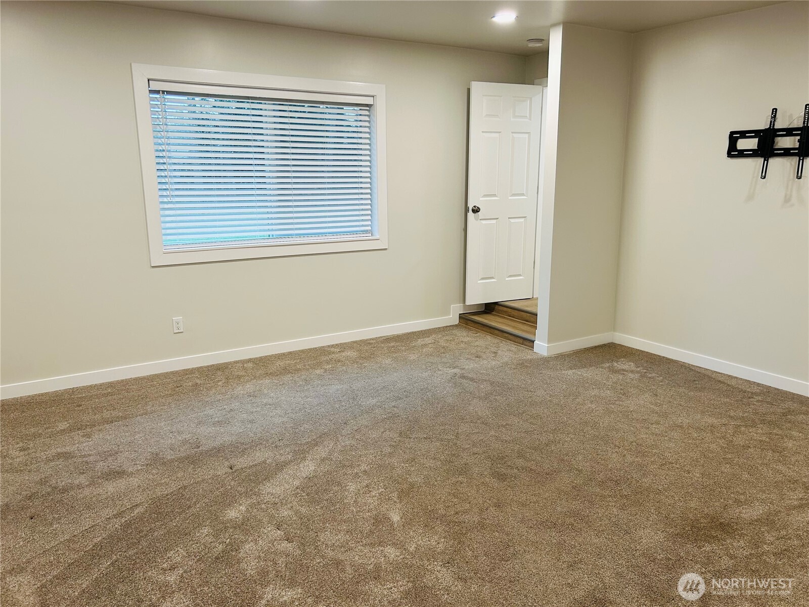 21901 SE 288th Street