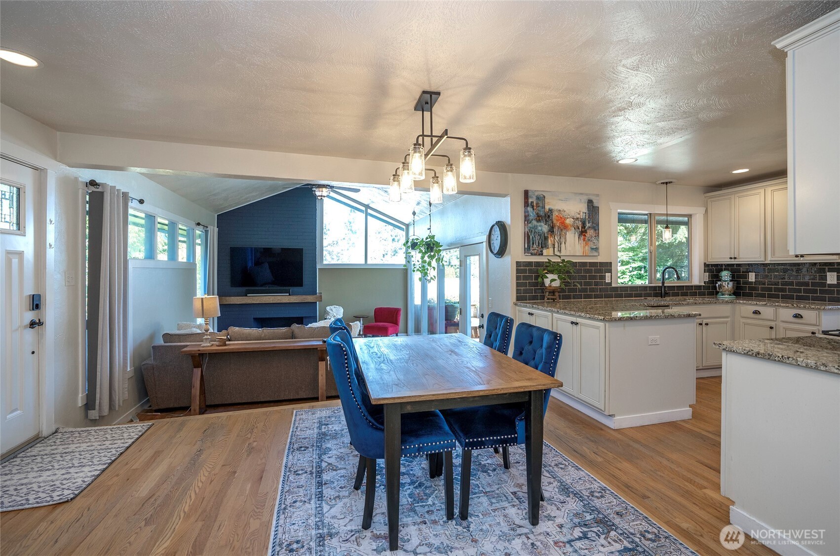 1221 Huson Drive
