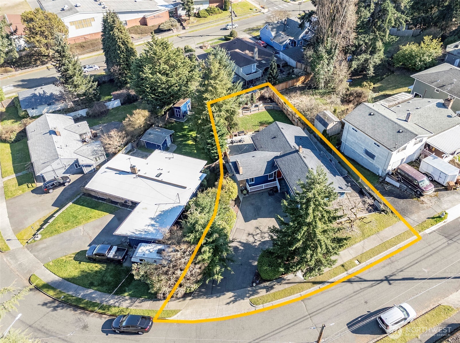 1221 Huson Drive