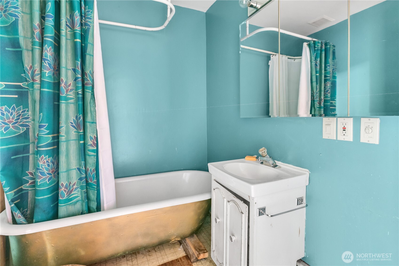 4319 SW Mills Street