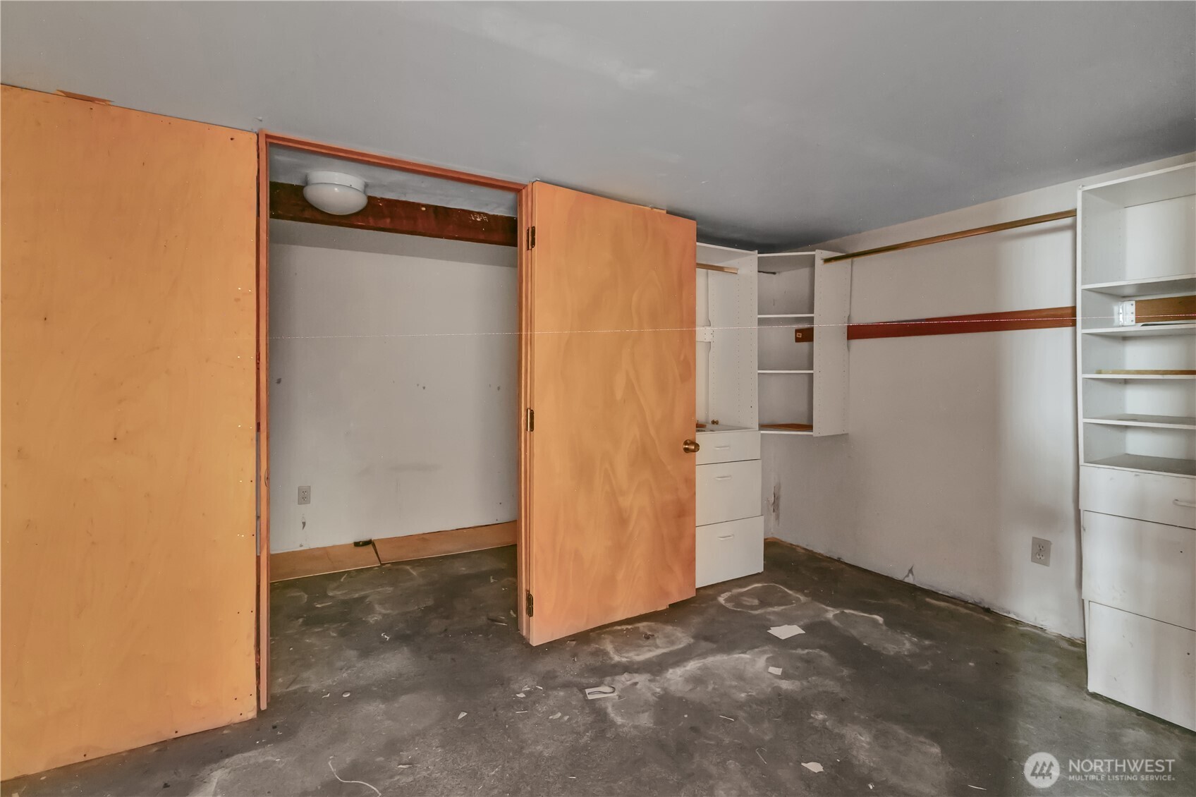 4319 SW Mills Street