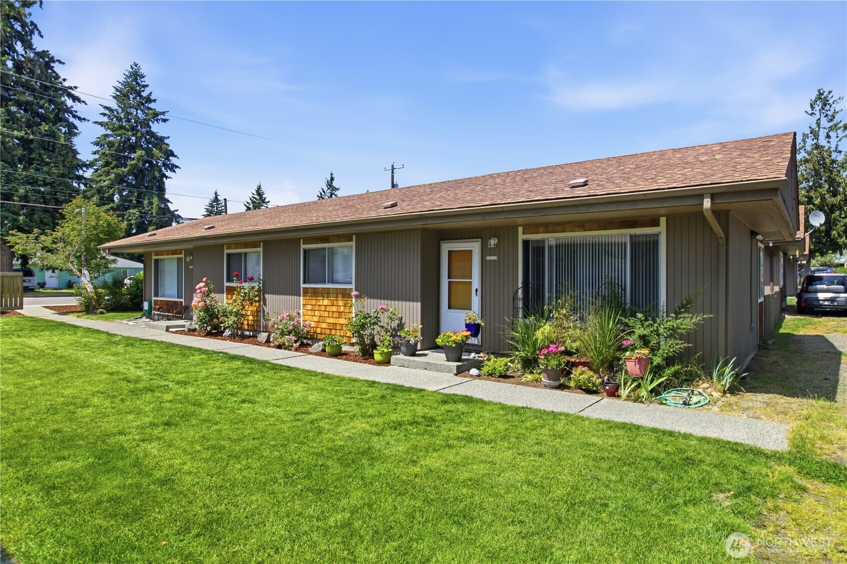 8303 John Dower Road SW
