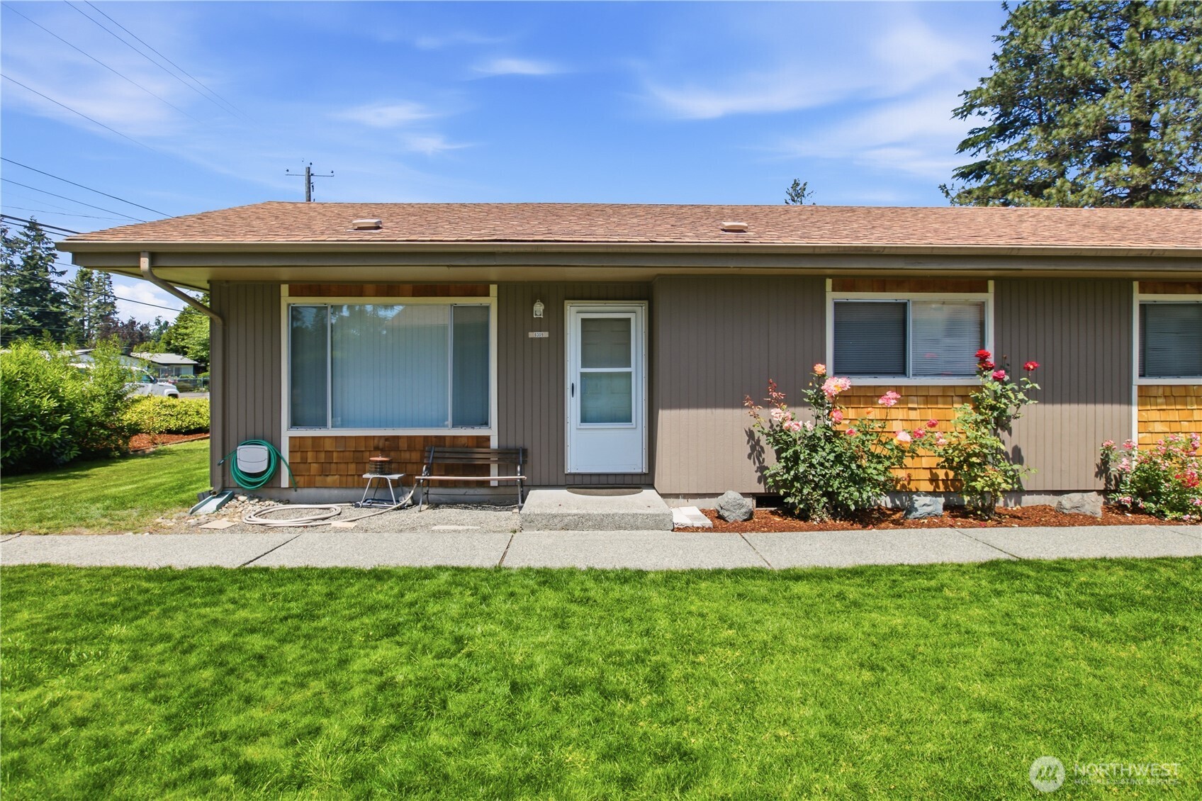 8303 John Dower Road SW