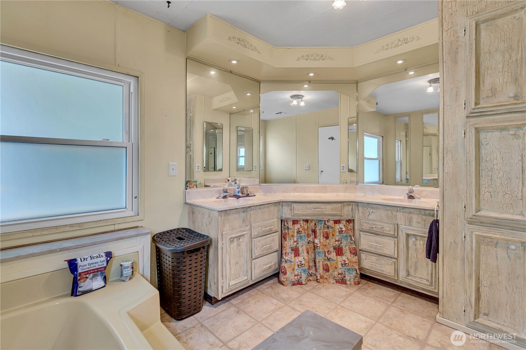 201 Union Ave SE Unit: 22