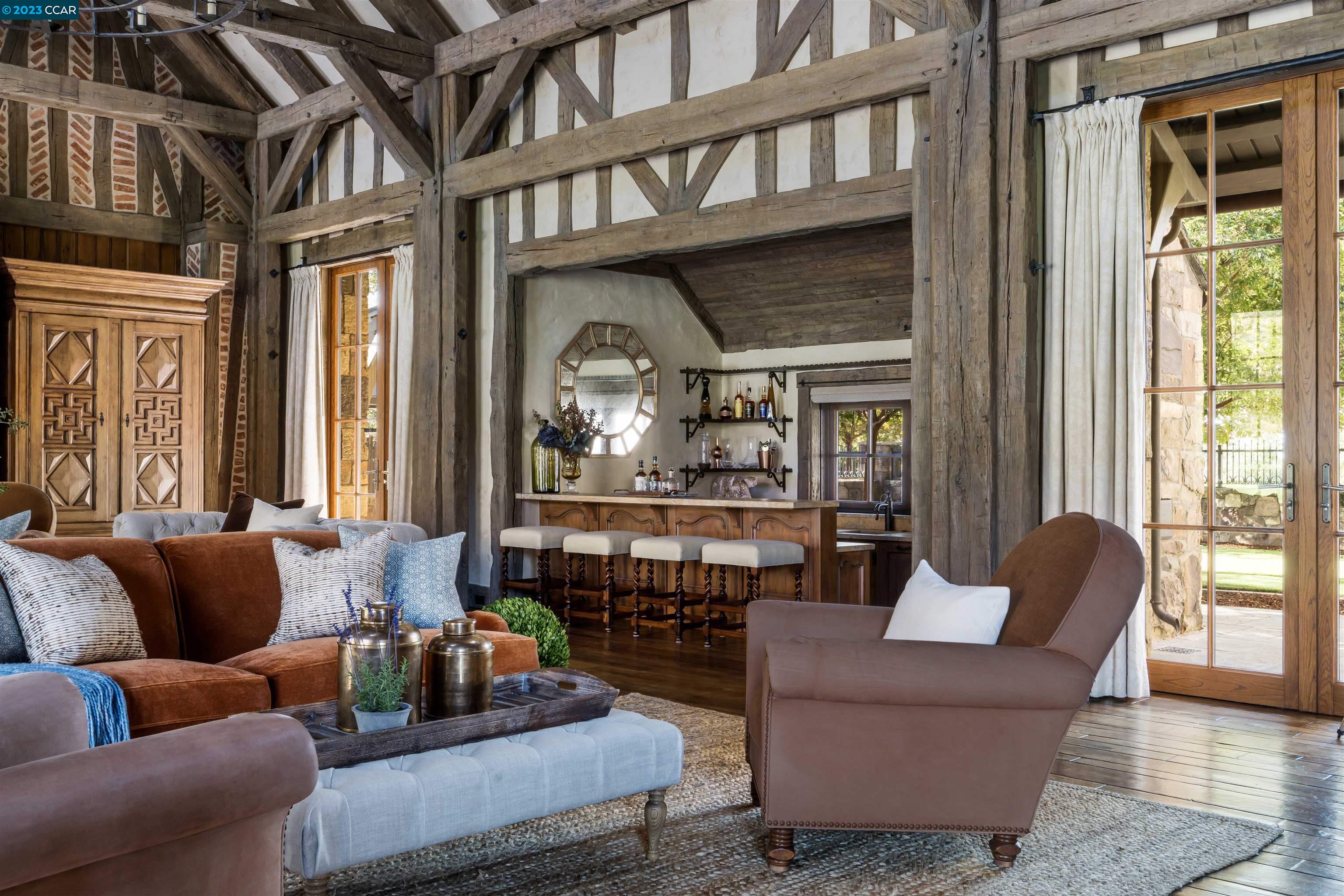 Fieldhaven Estate, 7 Country Oak Ln