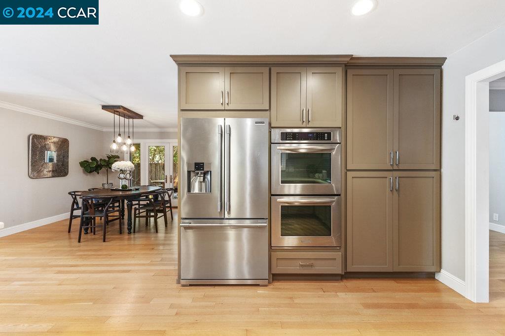 36 Shelly Pl