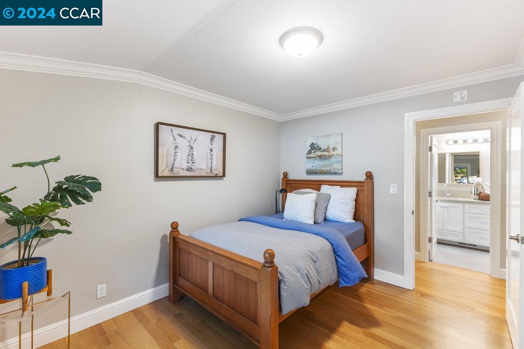 36 Shelly Pl