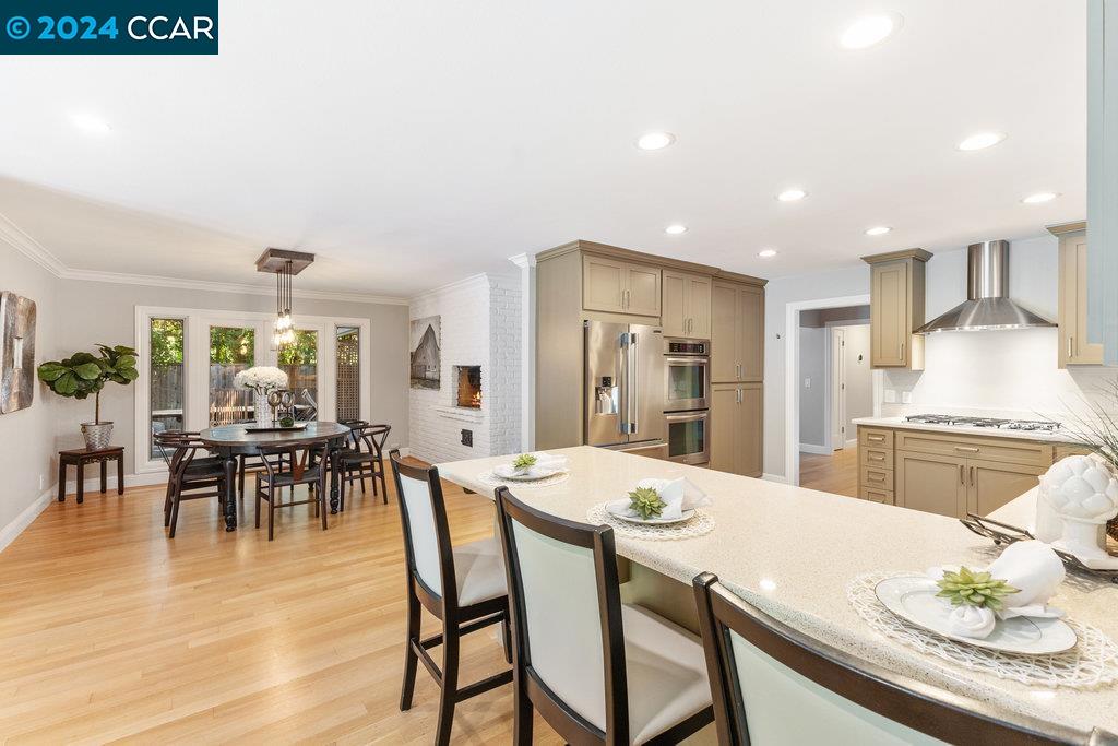 36 Shelly Pl