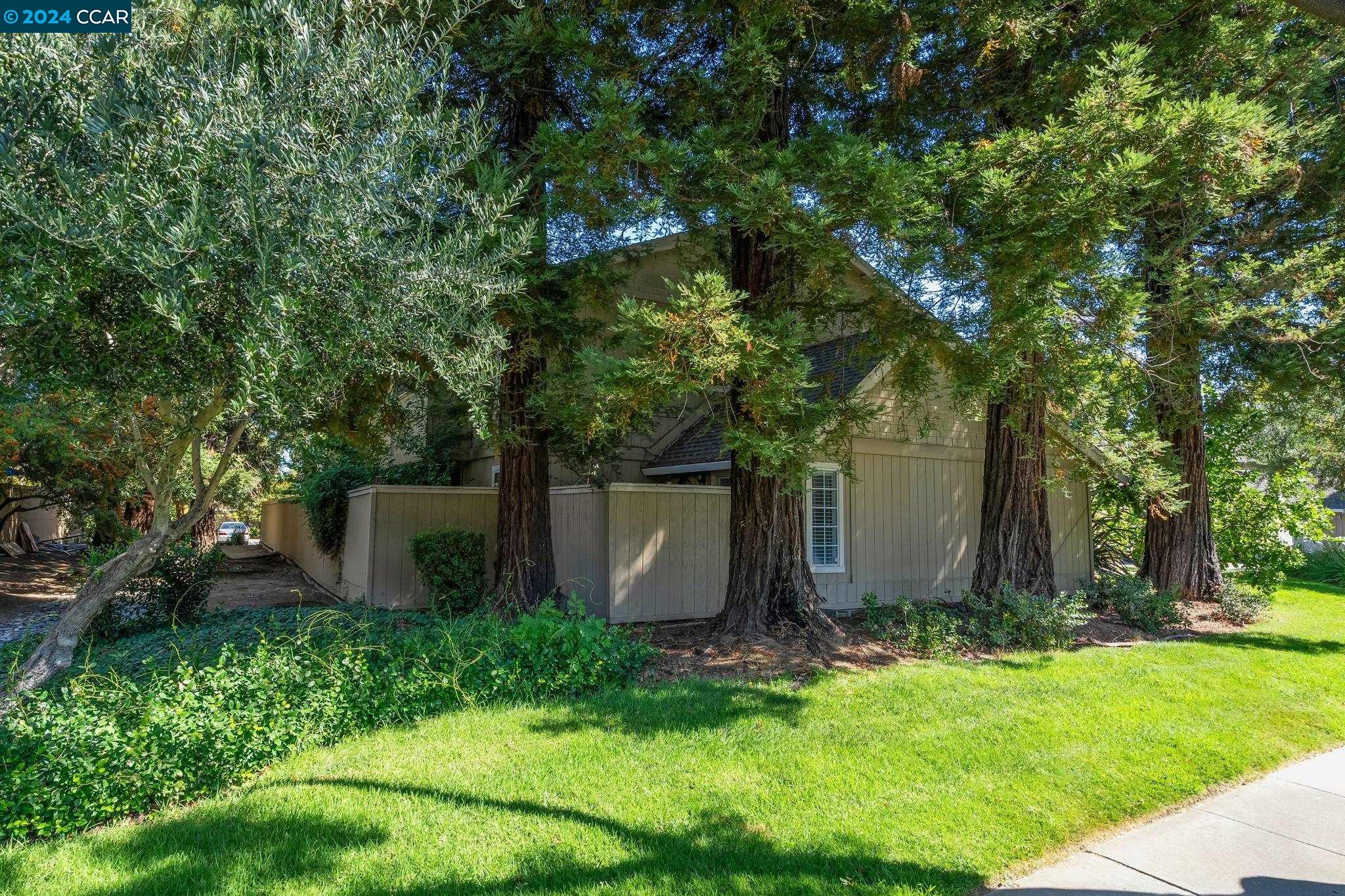 4217 Sheldon Cir
