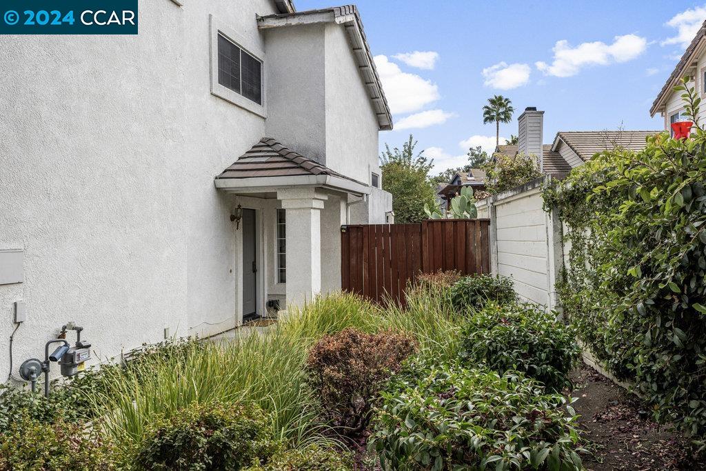 1812 Gardenia Ct