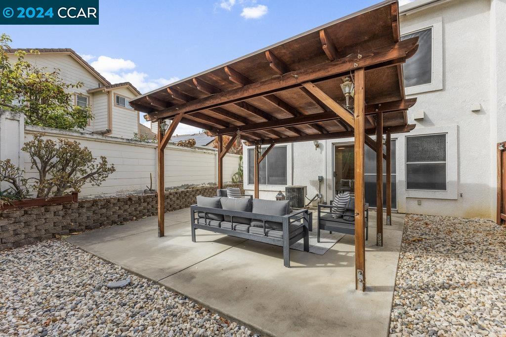1812 Gardenia Ct