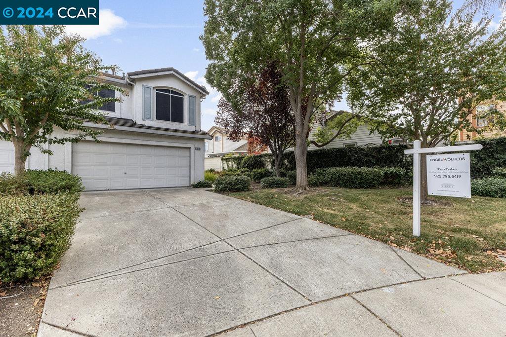 1812 Gardenia Ct