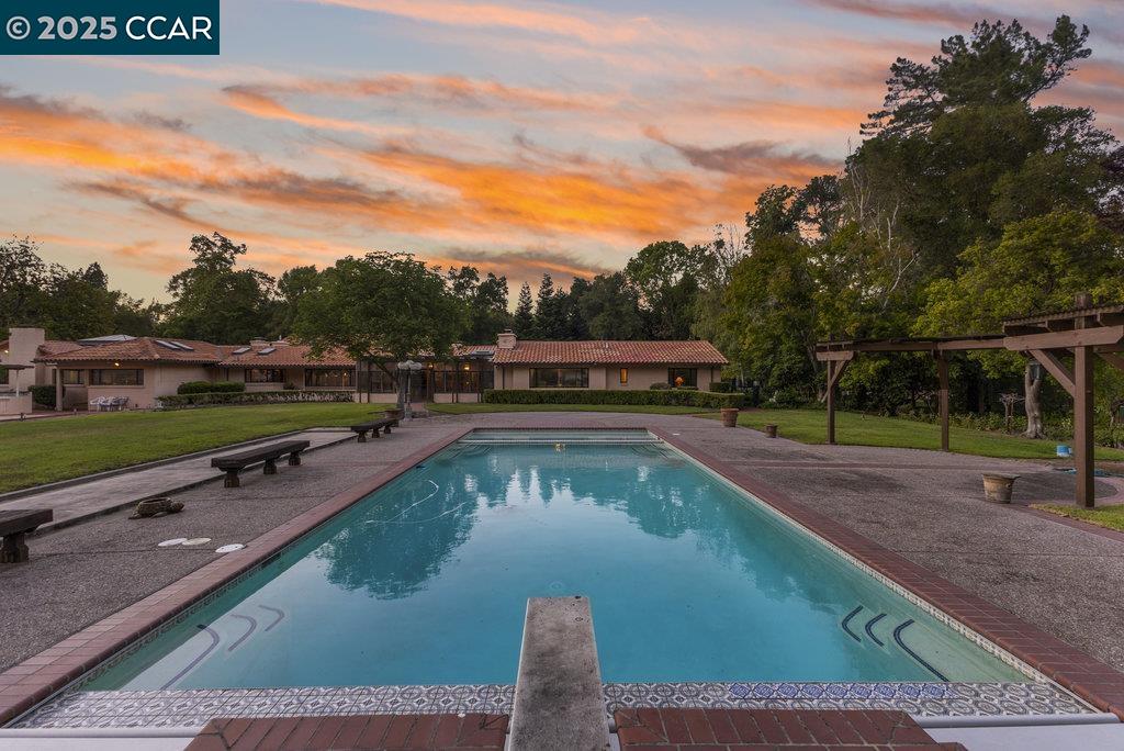 940 Reliez Station Ln