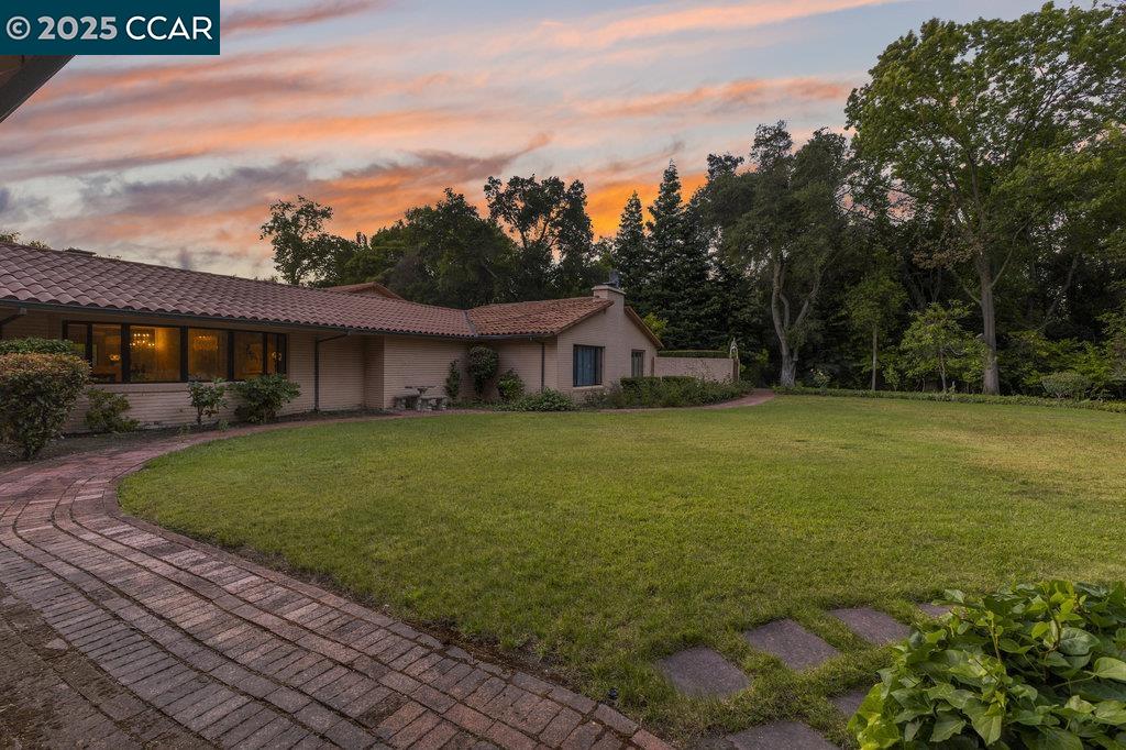 940 Reliez Station Ln