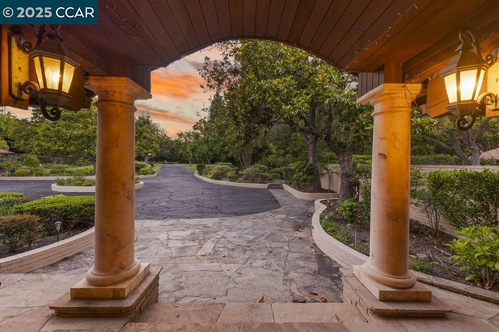 940 Reliez Station Ln