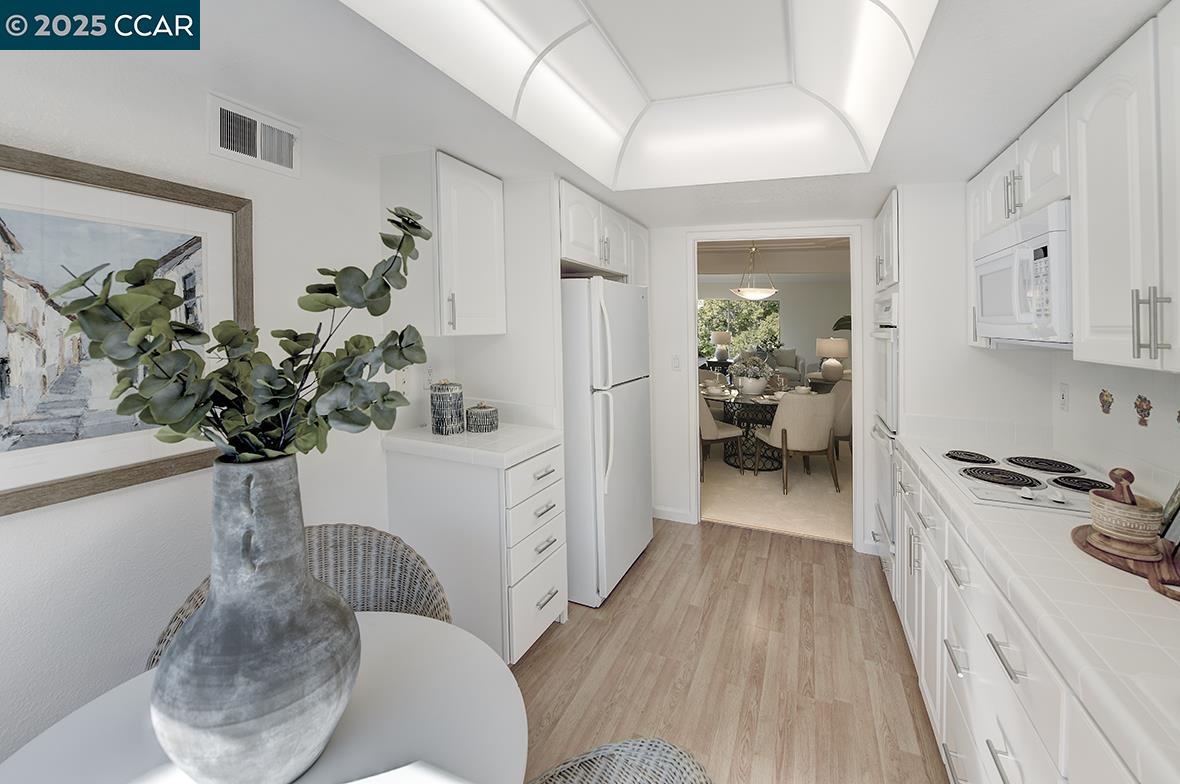 2634 Saklan Indian Dr # 3