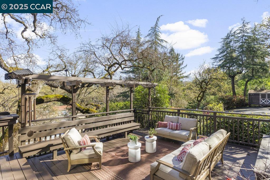 1111 Stone Valley Rd