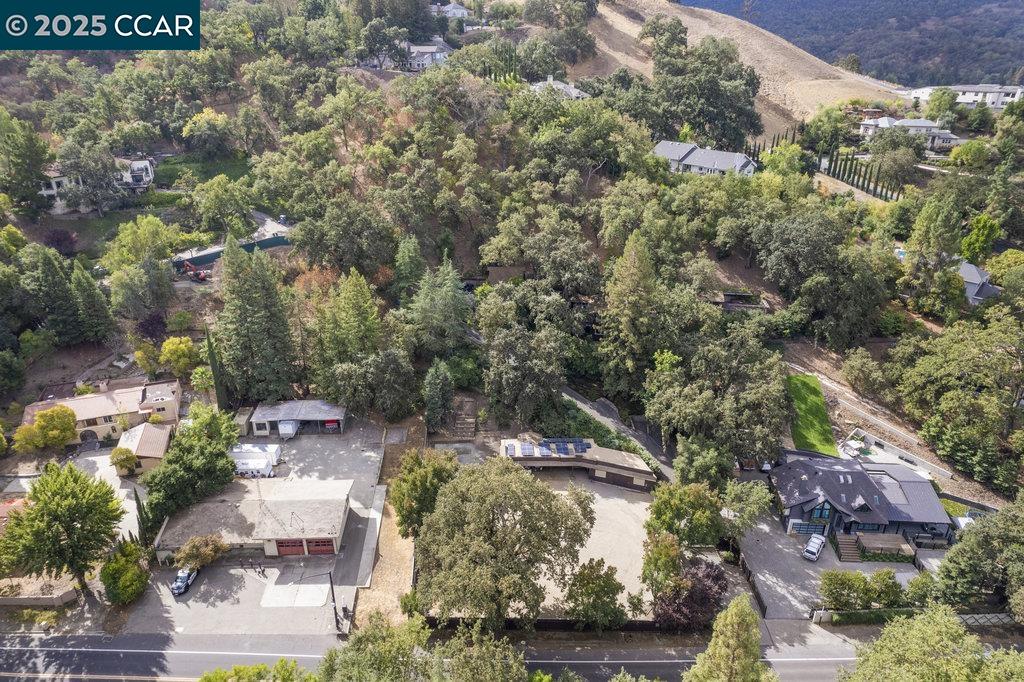 1111 Stone Valley Rd