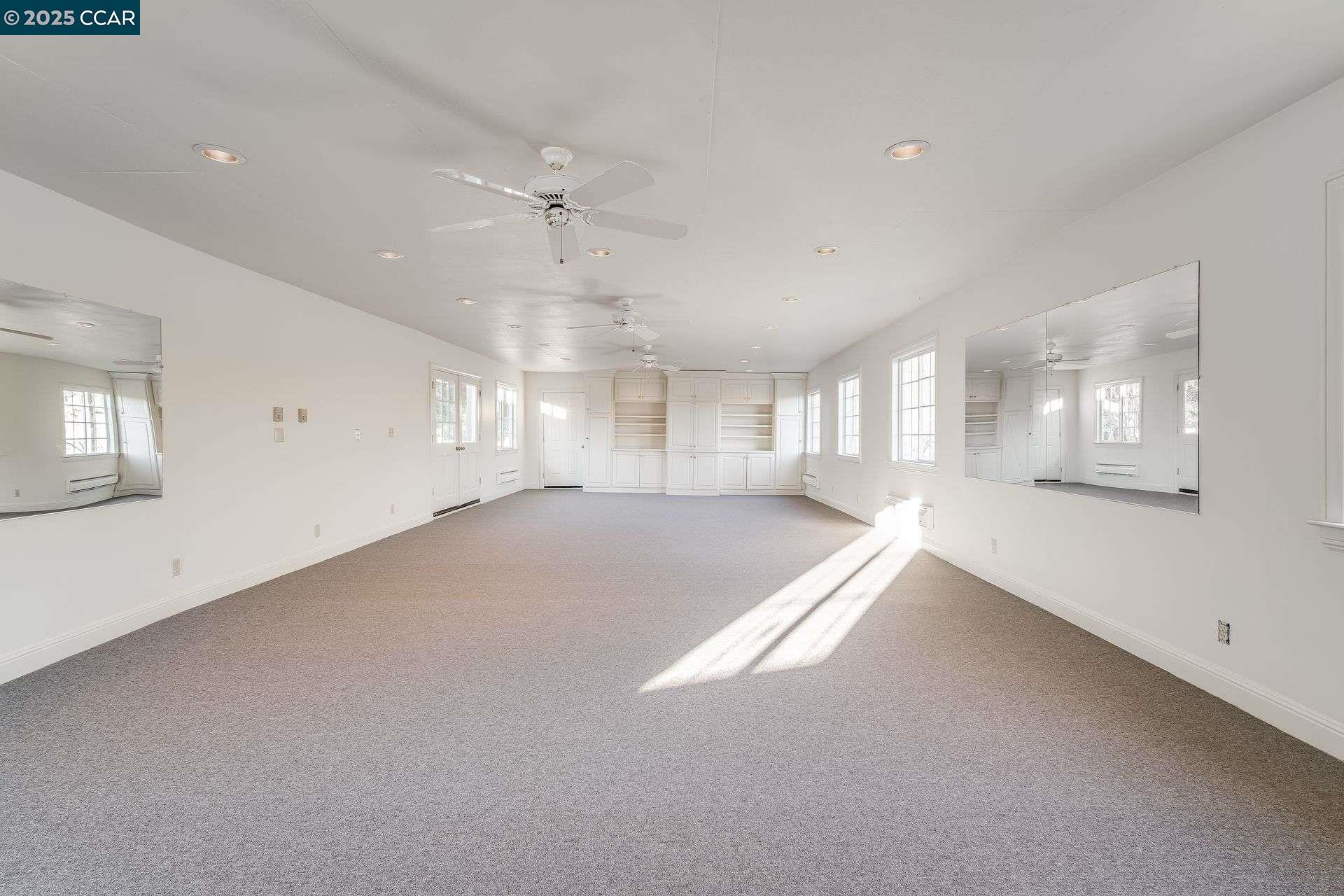 2420 Diablo Lakes Ln