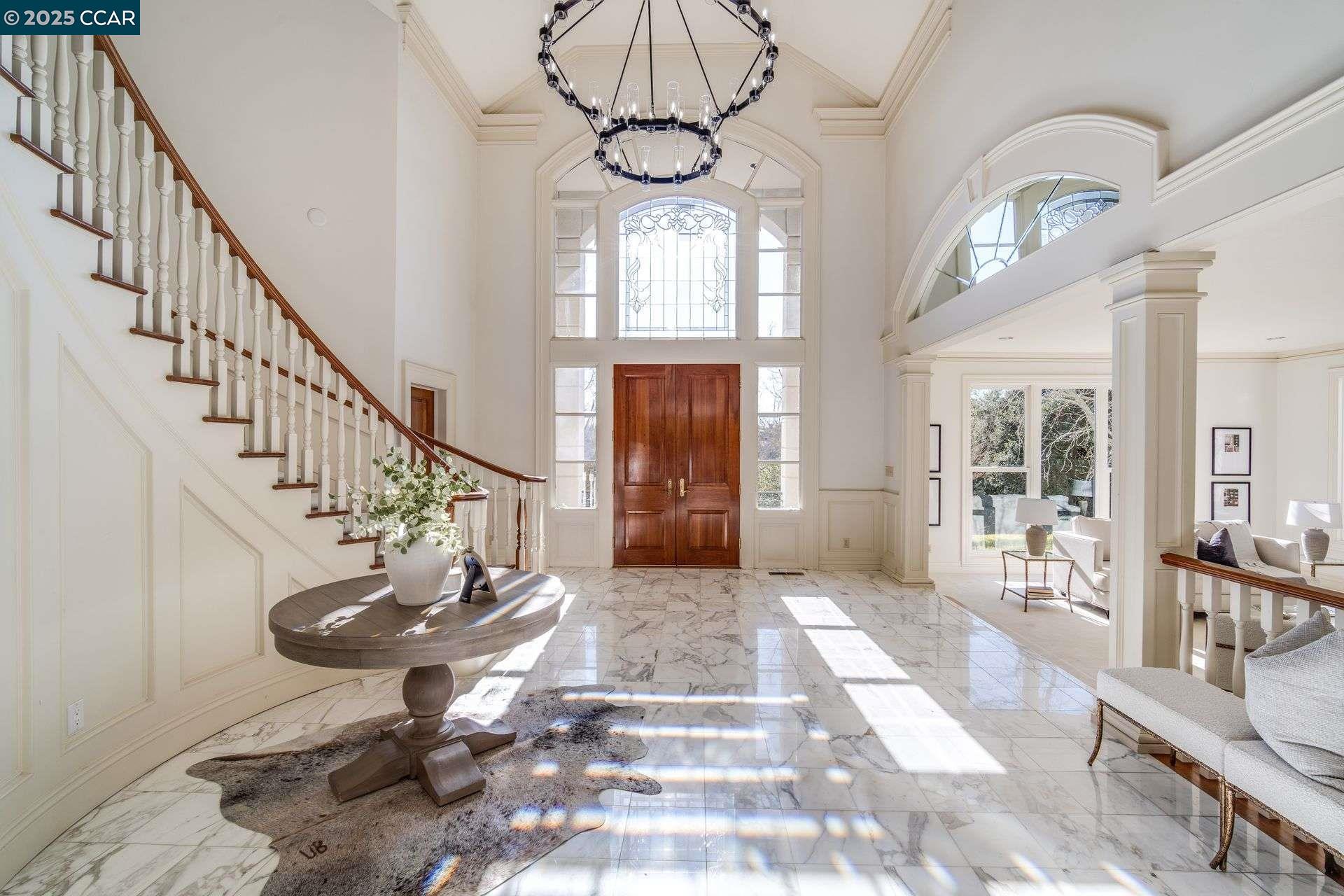 2420 Diablo Lakes Ln