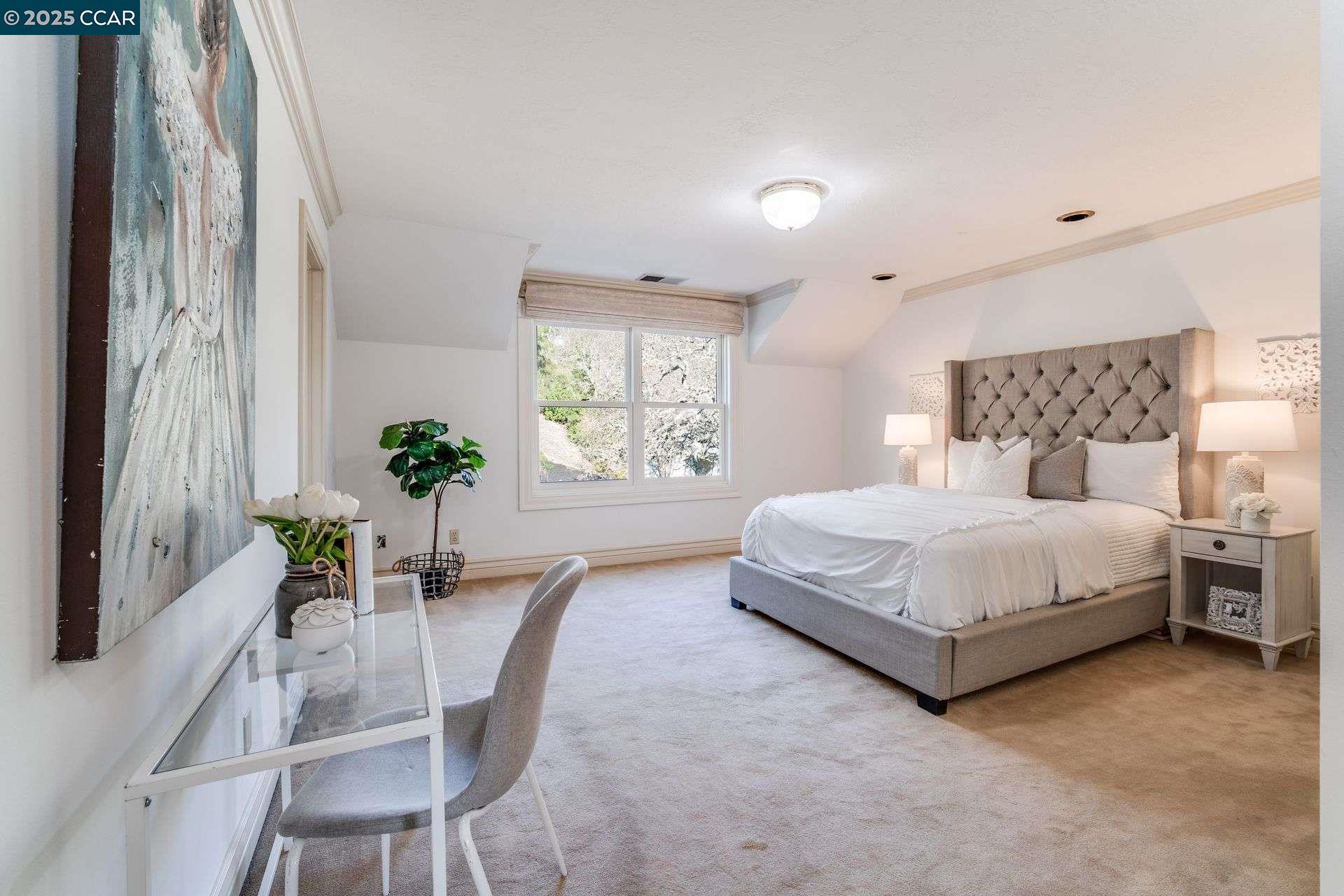 2420 Diablo Lakes Ln