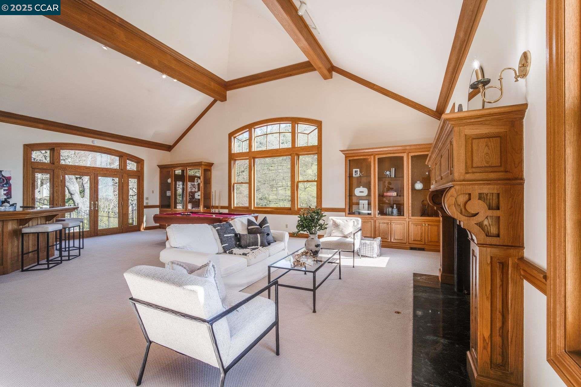 2420 Diablo Lakes Ln