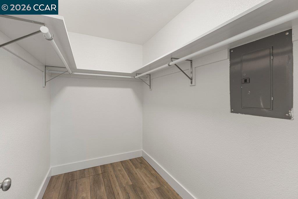 5460 Concord Blvd Unit: E4