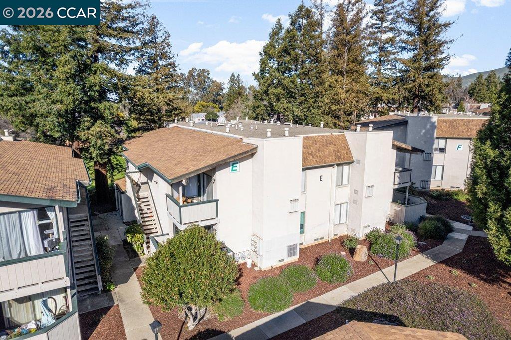 5460 Concord Blvd Unit: E4