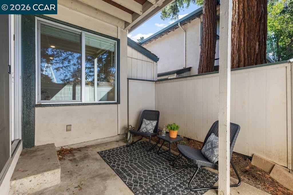 5460 Concord Blvd Unit: E4