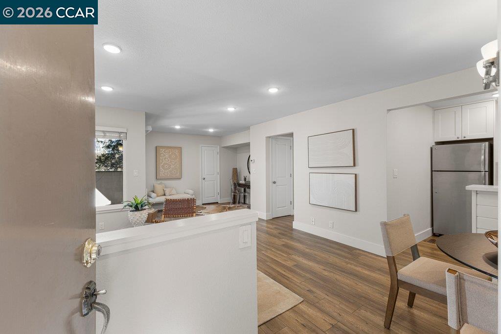 5460 Concord Blvd Unit: E4