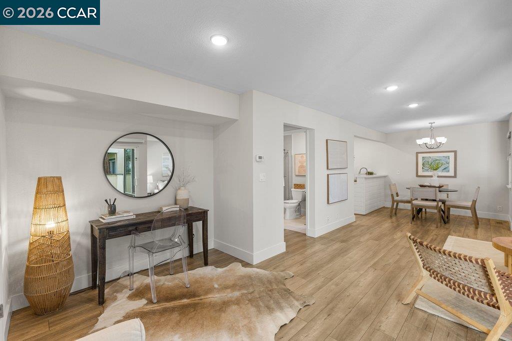 5460 Concord Blvd Unit: E4