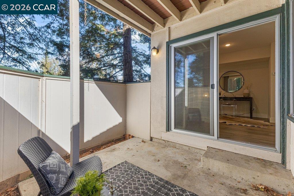 5460 Concord Blvd Unit: E4