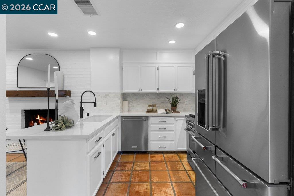 205 Castle Hill Ranch Rd