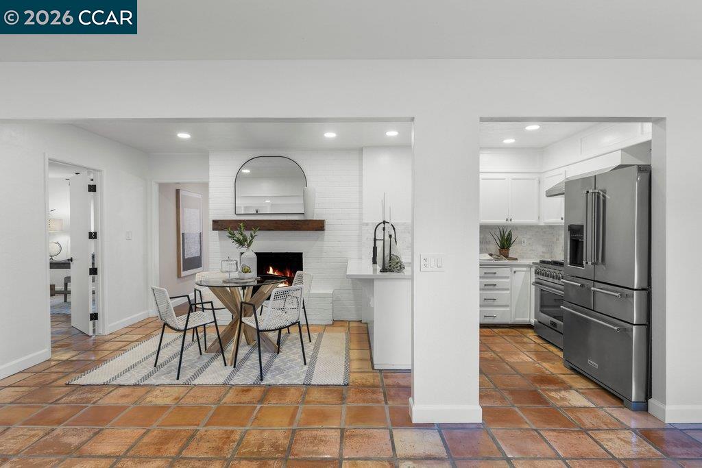 205 Castle Hill Ranch Rd