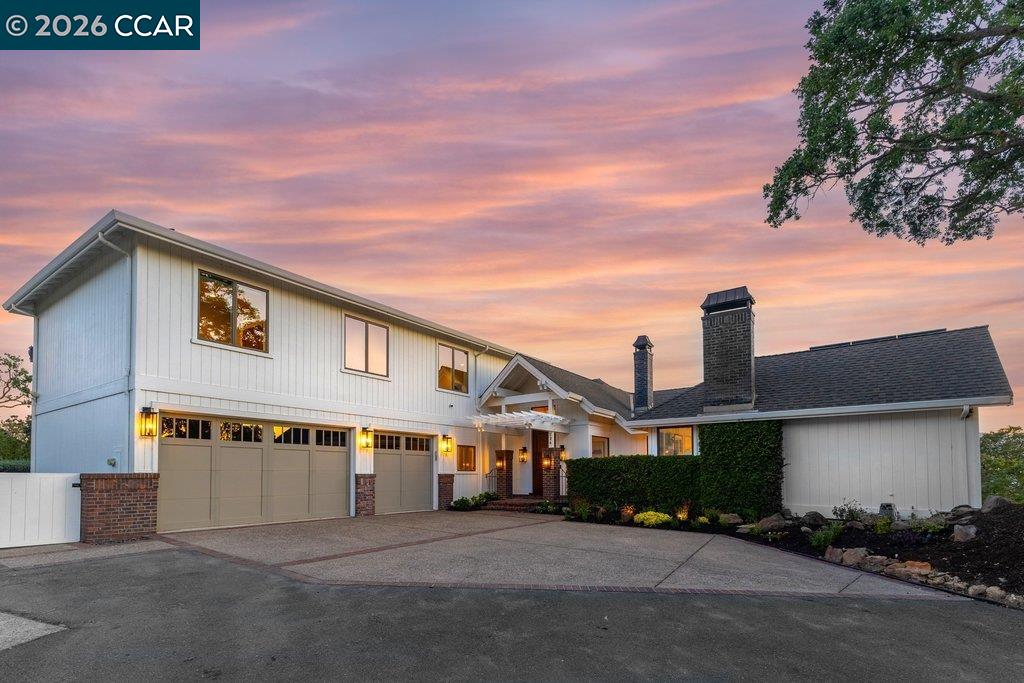 136 Tracy Ln