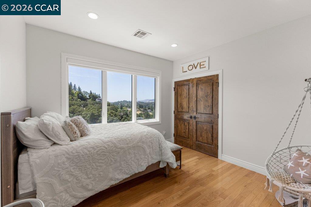 136 Tracy Ln
