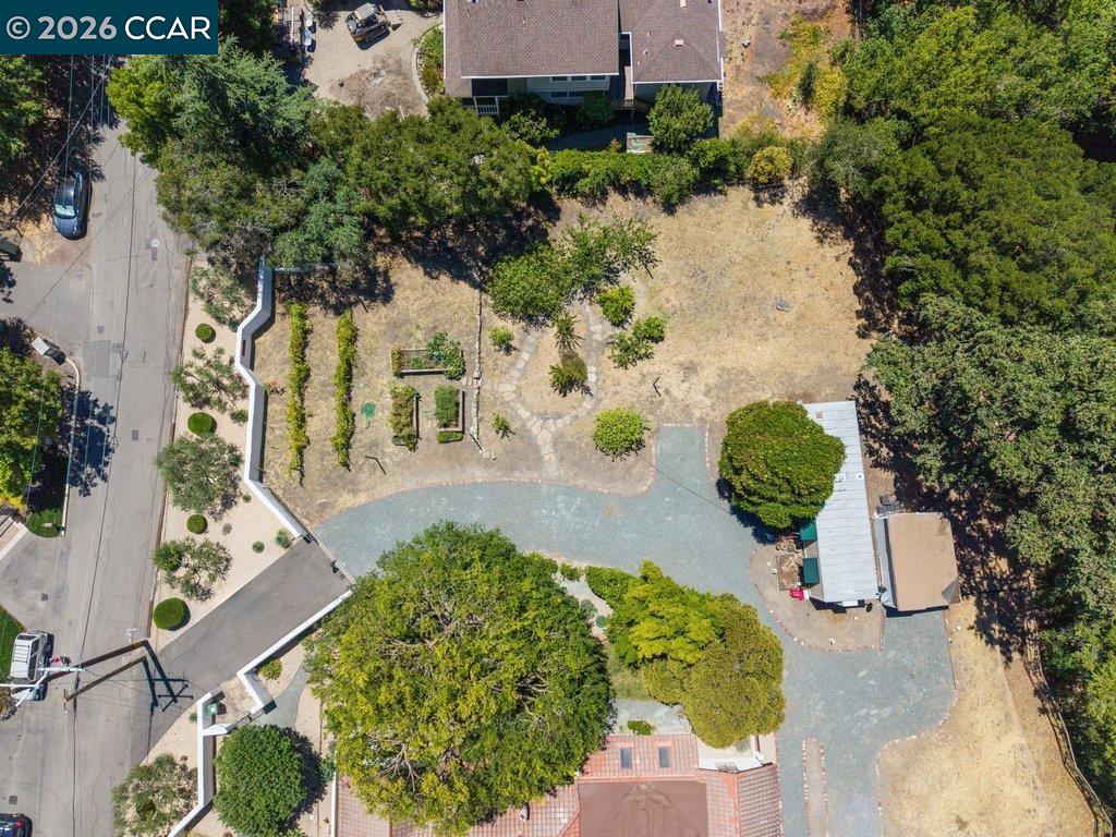 536 Highland Dr, Lot B