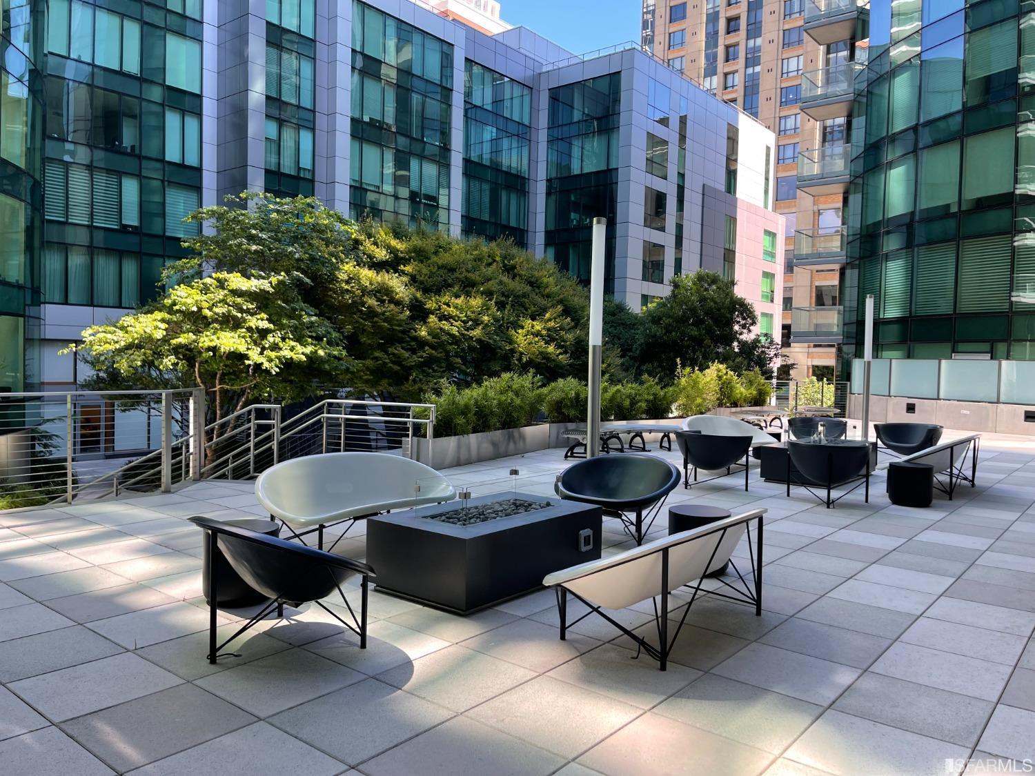 318 Spear Street # 6K