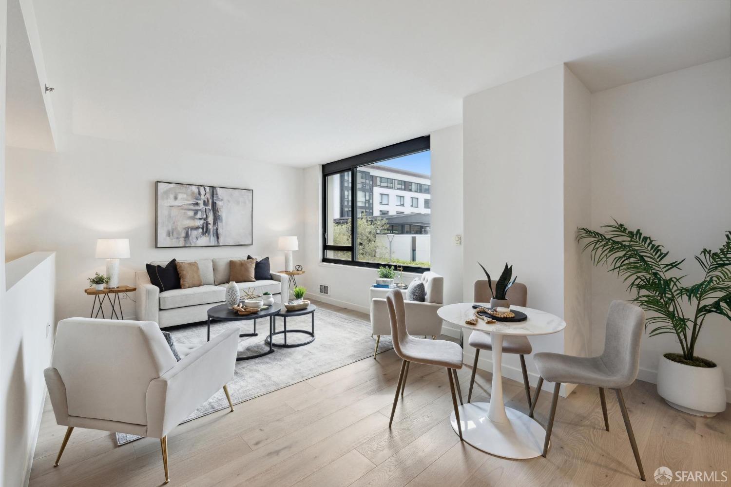 250 King Street # 534