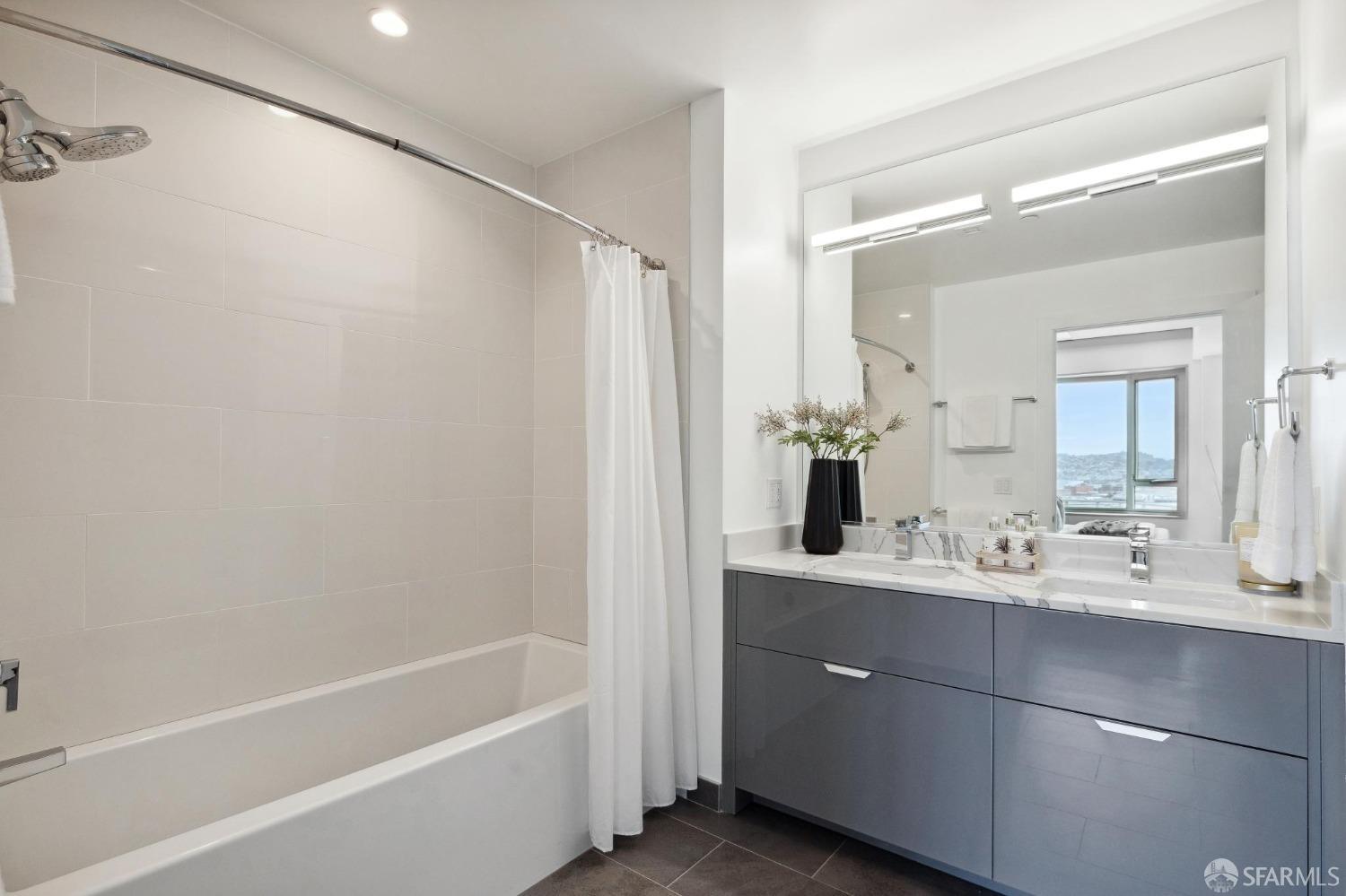 1000 3rd Street # 1605