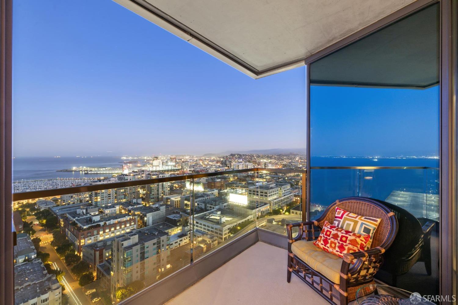 425 1st Street # 2602