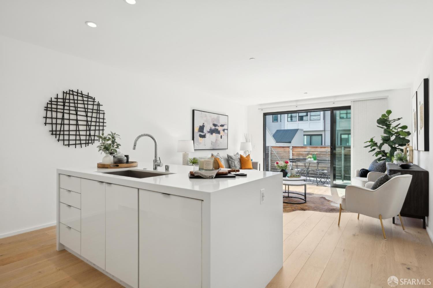 310 Carolina Street # 205